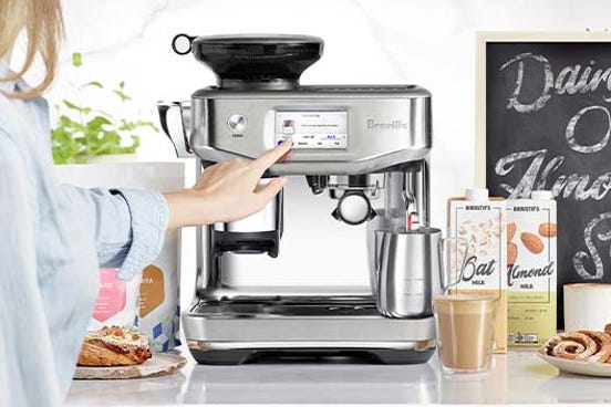 https://merchandising-assets.bestbuy.ca/bltc8653f66842bff7f/blt11270eecb0e5bd49/64810fab207042354c86b205/brand-exp-breville-l1-20230609-offer-barista-touch-xs.jpg?width=552&quality=80&auto=webp