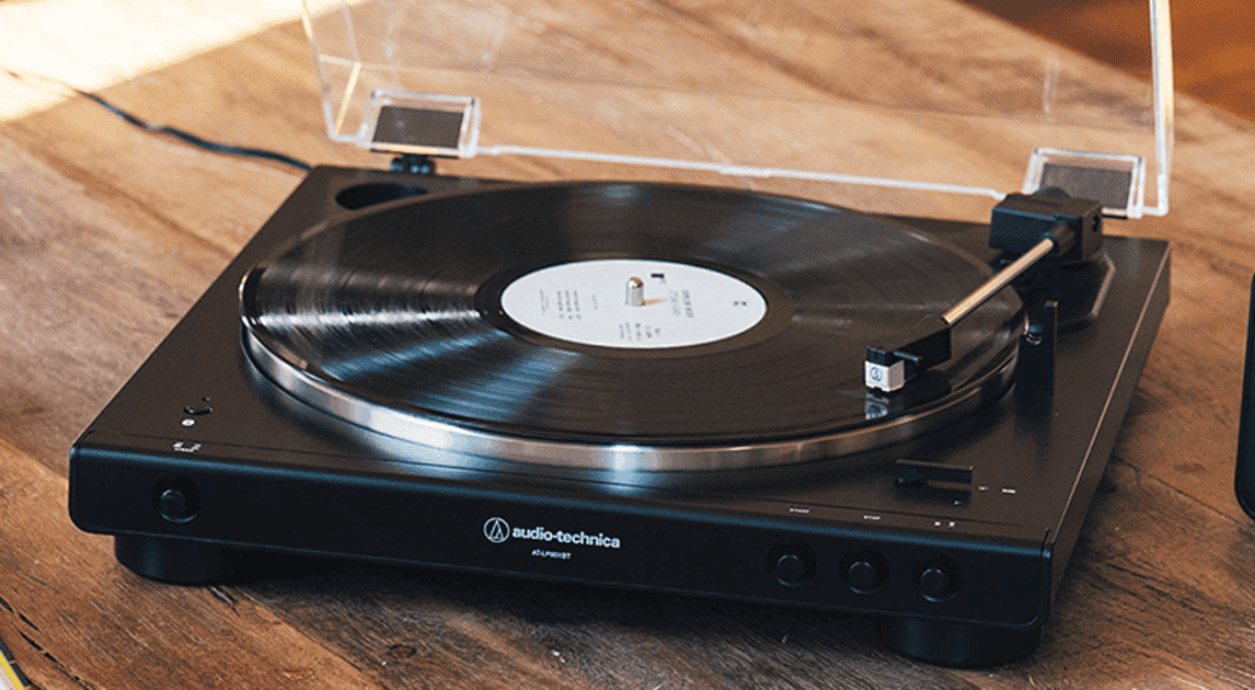 Tapis de souris en forme d'un disque vinyle noir