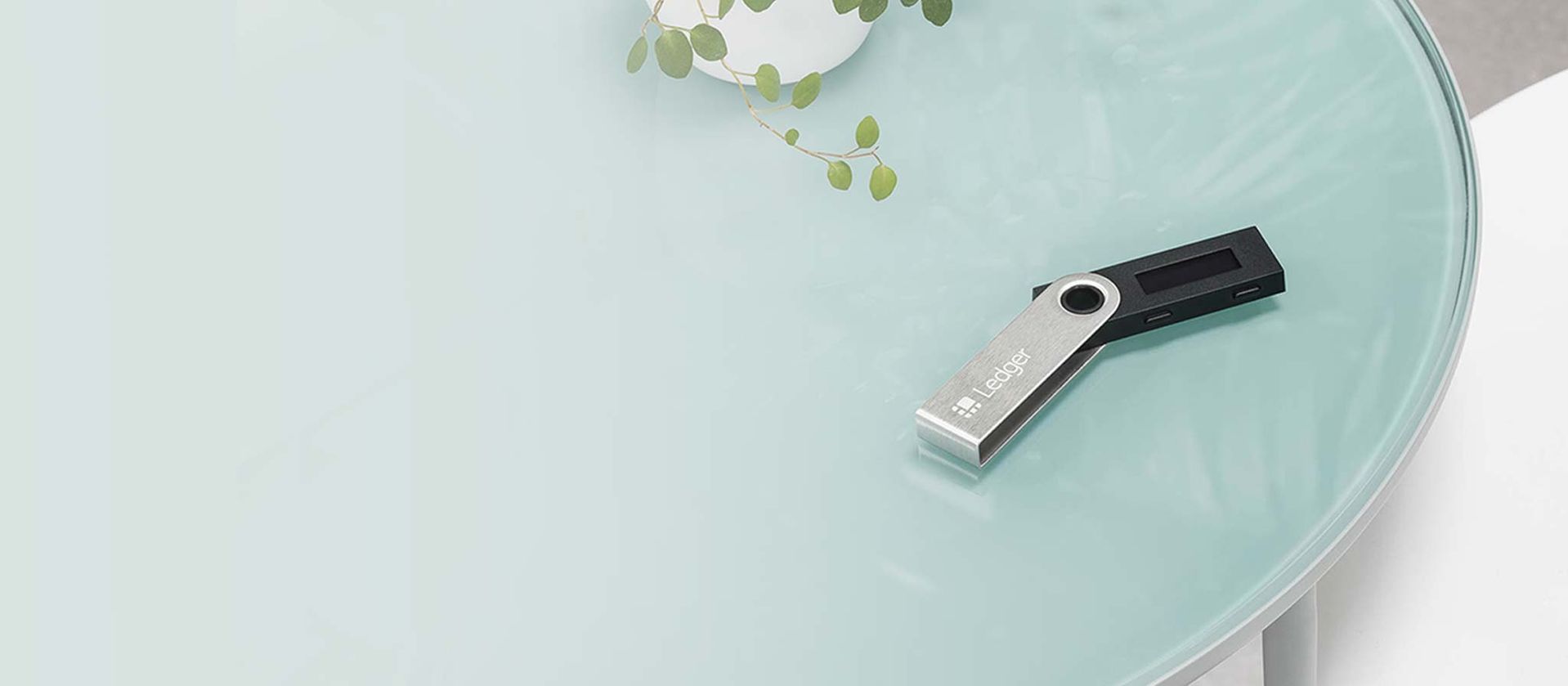 Portefeuilles de cryptomonnaie : Disques durs et dispositifs de stockage |  Best Buy Canada