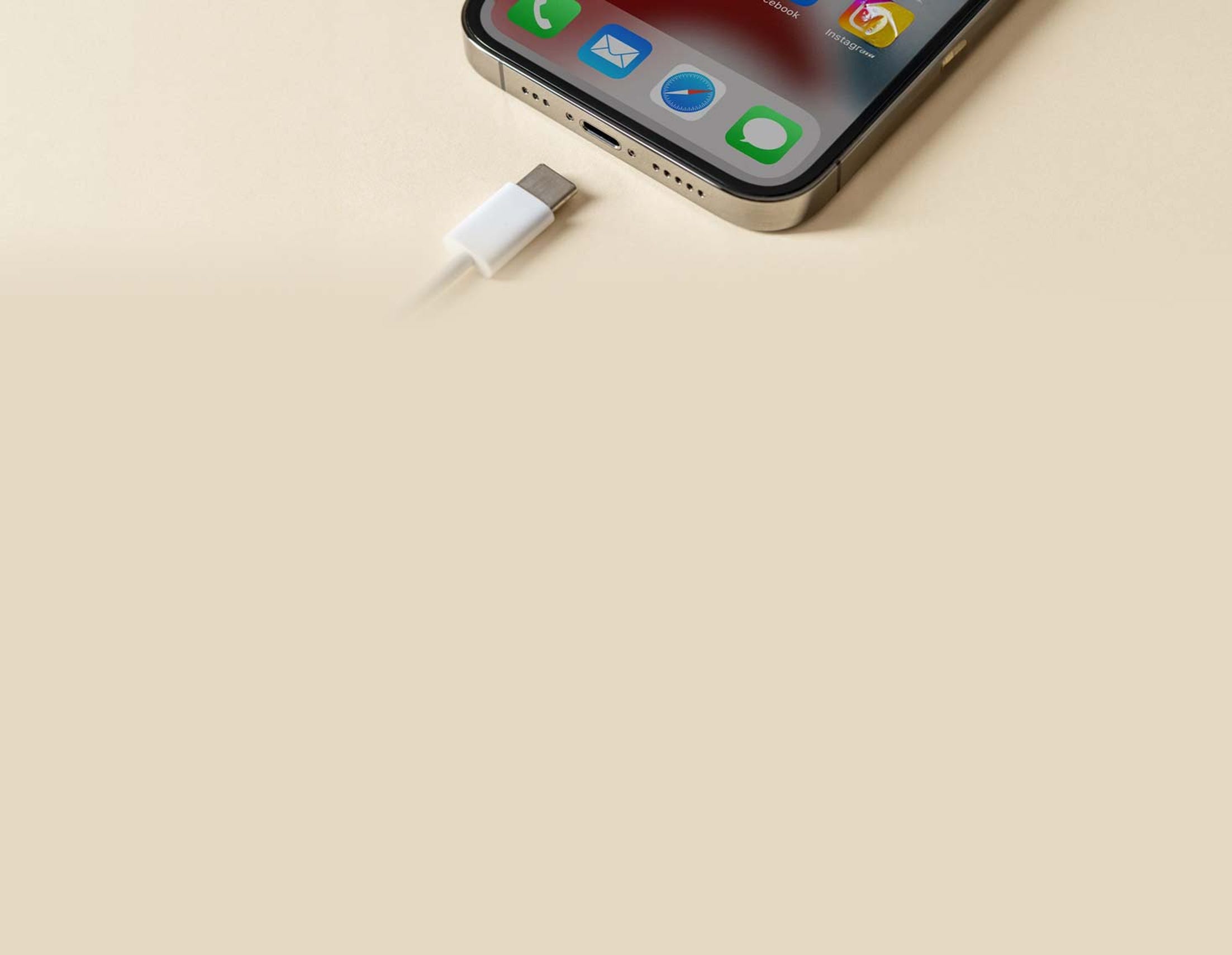 Chargeurs et câbles pour iPhone : Chargeurs, câbles et batteries pour  cellulaires